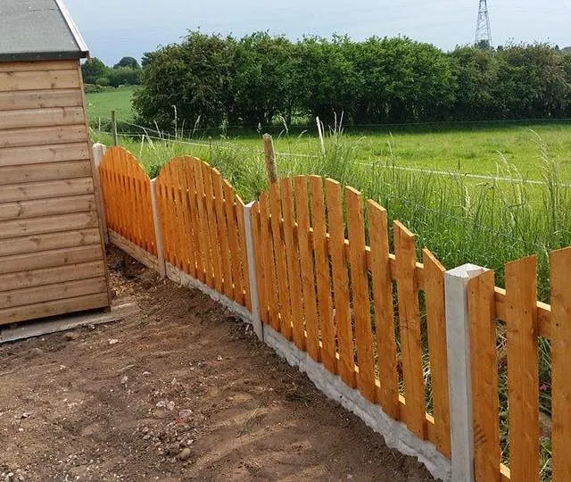 minimal short height fencing